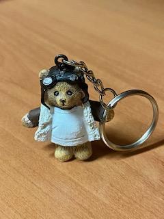 PETIT PORTE CLE OURSON AVIATEUR EN RESINE ( 4.5cm ) hors anneau